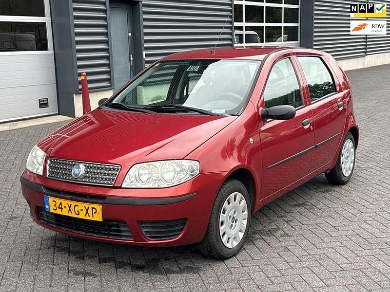 Rot Gebraucht 2007 Fiat Punto Classica Kleinwagen | 1.350 € (Fairer Preis) - Bild 1/4