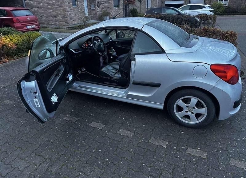 Gebraucht Peugeot 207 CC 120 PS (88 kW) 2007 Cabrio