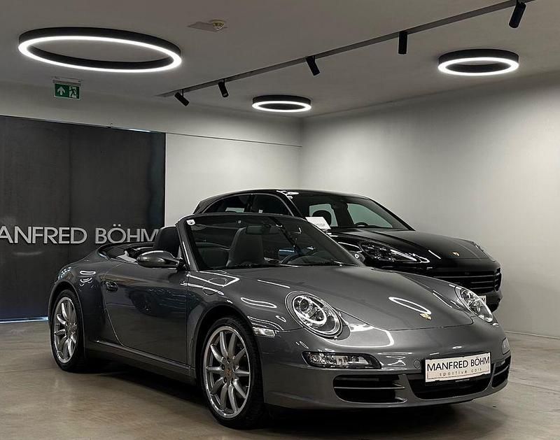 Grau Gebraucht 2007 Porsche 911 Carrera 4 Cabriolet Cabrio | 53.870 € (Guter Preis) - Bild 1/4