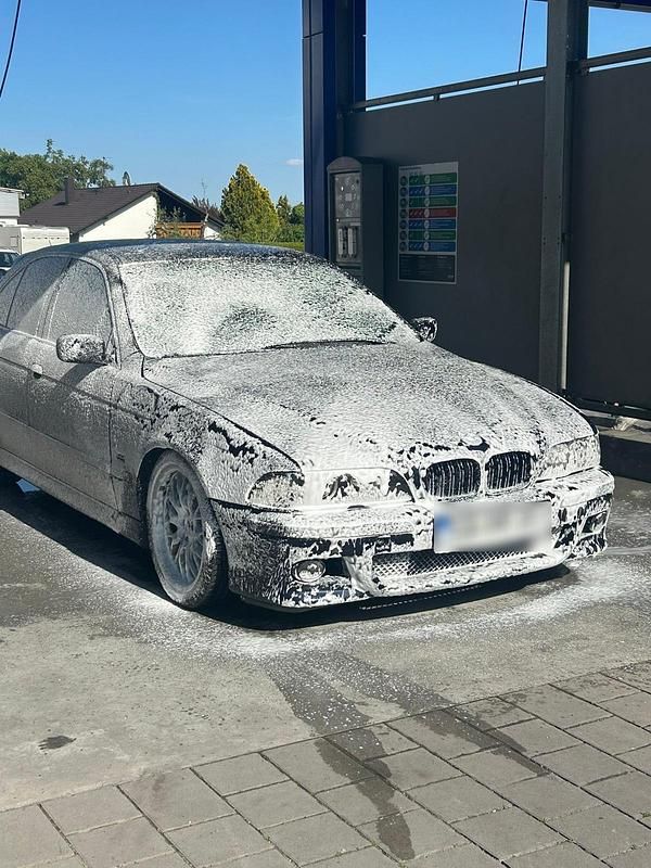 Gebraucht BMW 528 M Sport 193 PS (141 kW) 1998 Blau Limousine