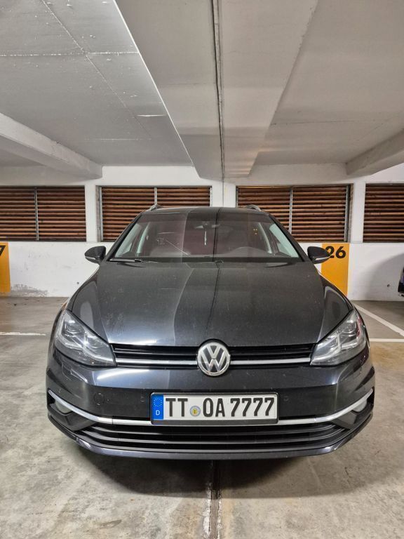 Schwarz Gebraucht 2018 VW Golf VII Highline Kombi | 16.500 € (Fairer Preis) - Bild 1/4