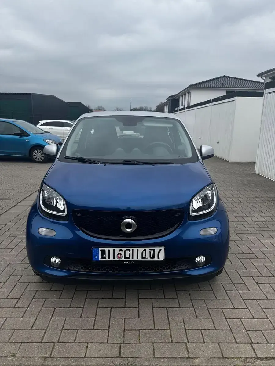 Gebraucht Smart ForFour 90 PS (66 kW) 2018 Blau Kleinwagen