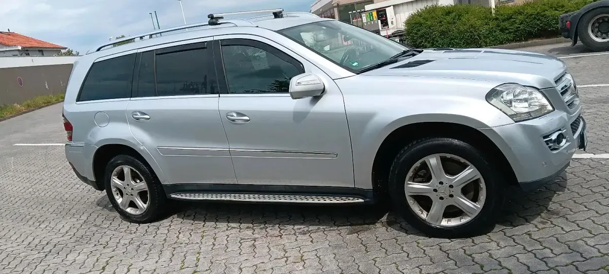 Gebraucht Mercedes GL320 224 PS (164 kW) 2009 Silber SUV