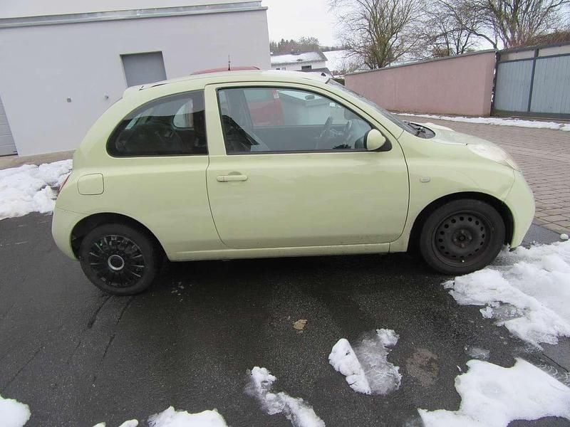 Gebraucht Nissan Micra Acenta 65 PS (47 kW) 2004 Beige Kleinwagen