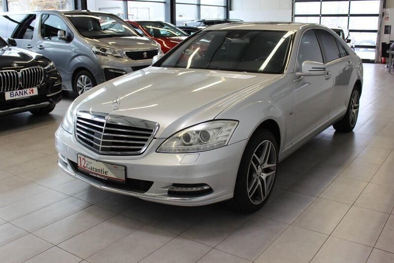 Iridiumsilber metalliclack Gebraucht 2012 Mercedes S500 Limousine | 15.990 € - Bild 1/3
