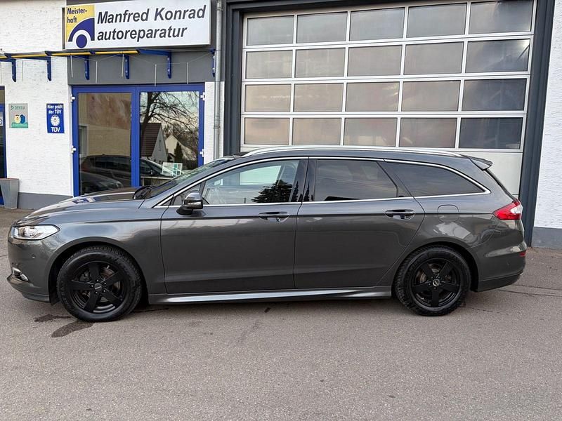 Gebraucht Ford Mondeo Titanium 179 PS (131 kW) 2017 Grau Kombi