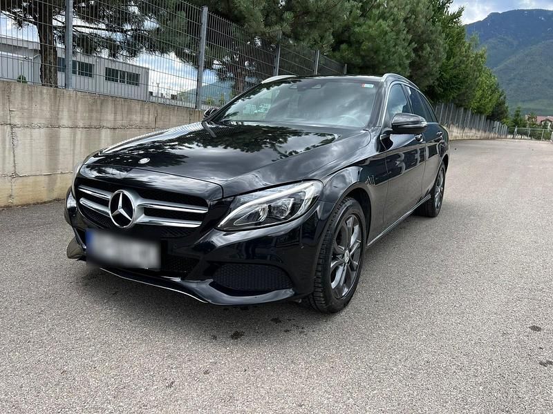 Schwarz Gebraucht 2015 Mercedes C220 Avantgarde Kombi | 12.299 € (Teuer) - Bild 1/4