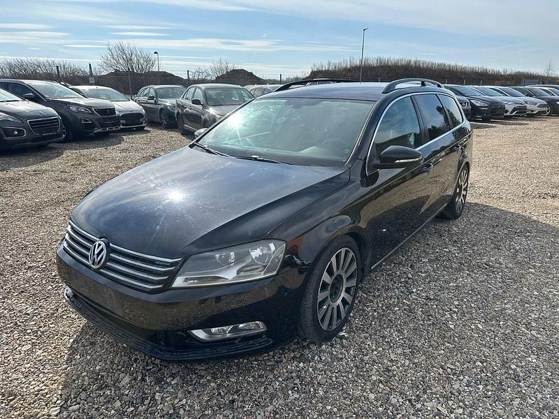 Gebraucht VW Passat Comfortline 140 PS (102 kW) 2011 Schwarz Limousine