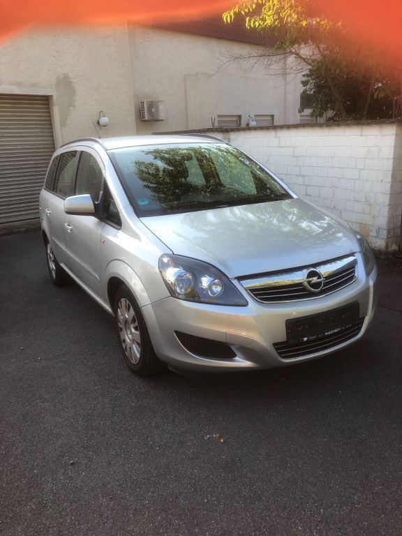Silber Gebraucht 2013 Opel Zafira Van / Kleinbus | 2.899 € (Superpreis) - Bild 1/4