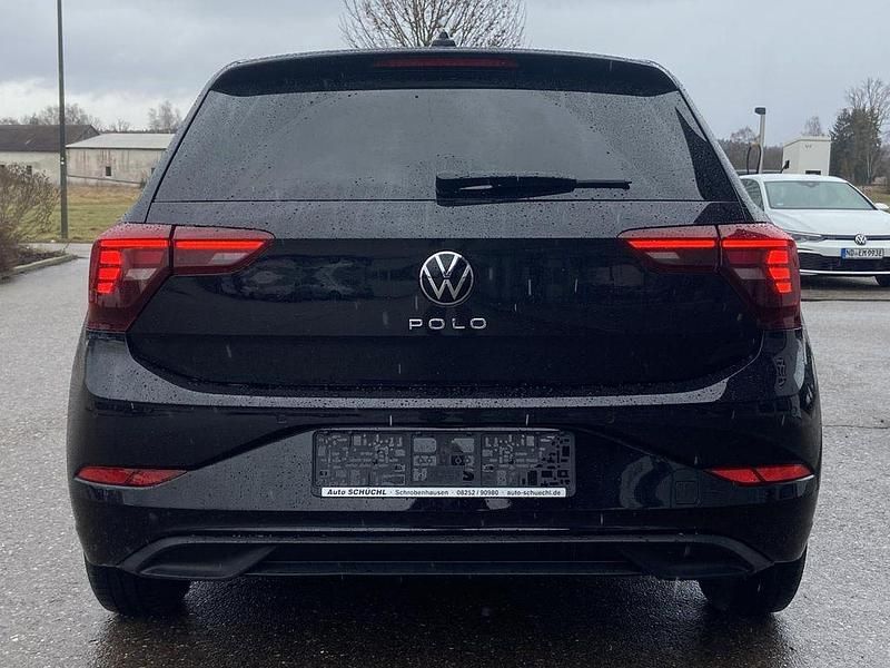 Gebraucht VW Polo Active 95 PS (69 kW) 2022 Schwarz Kleinwagen