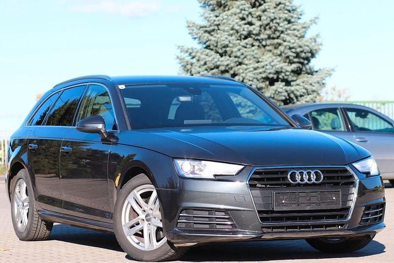 Grau Gebraucht 2018 Audi A4 Design Kombi | 16.900 € (Guter Preis) - Bild 1/4