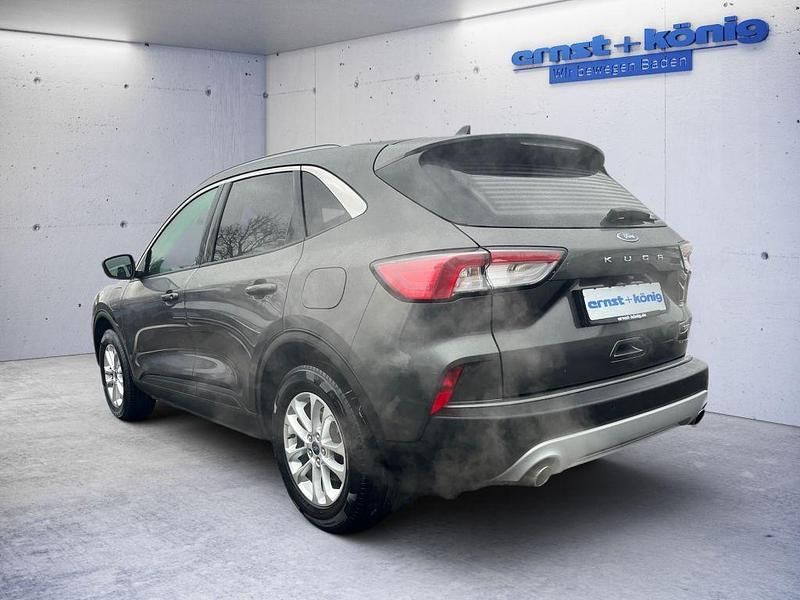 Gebraucht Ford Kuga Titanium 224 PS (164 kW) 2022 Magnetic grey metallic SUV