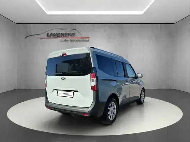 Gebraucht Ford Tourneo Courier Titanium 125 PS (91 kW) 2025 Cactus gray Van / Kleinbus
