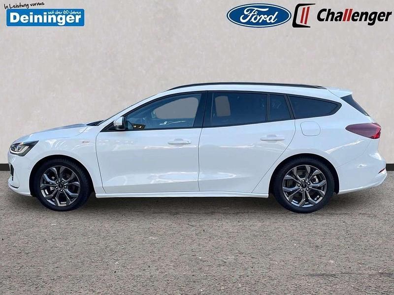 Gebraucht Ford Focus ST-Line X 155 PS (114 kW) 2025 Frostweiß Kombi