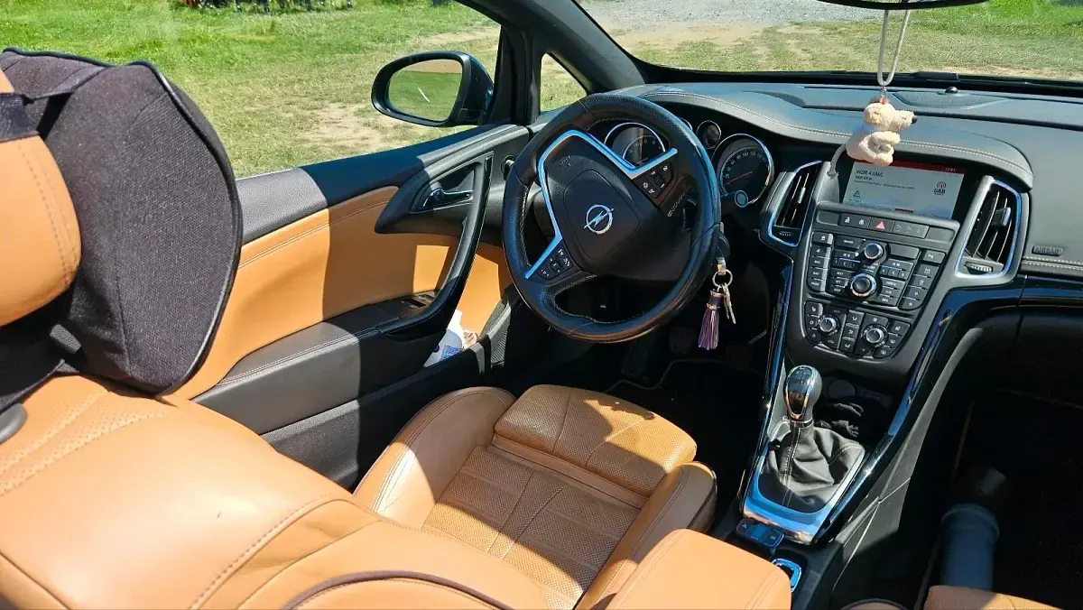 Gebraucht Opel Cascada Innovation 200 PS (147 kW) 2015 Schwarz Cabrio