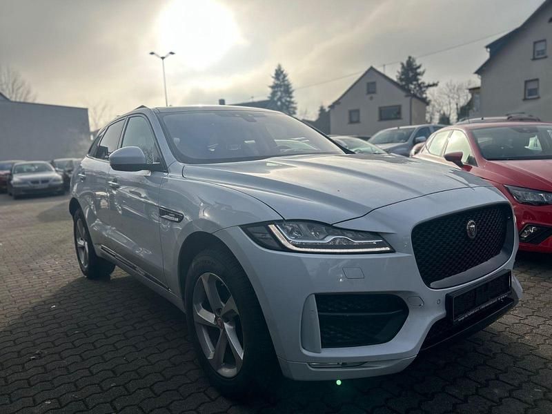 Gebraucht Jaguar F-Pace R-Sport 241 PS (177 kW) 2017 Weiß SUV