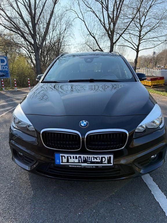Gebraucht BMW 218 Gran Tourer 150 PS (110 kW) 2017 Schwarz Van / Kleinbus