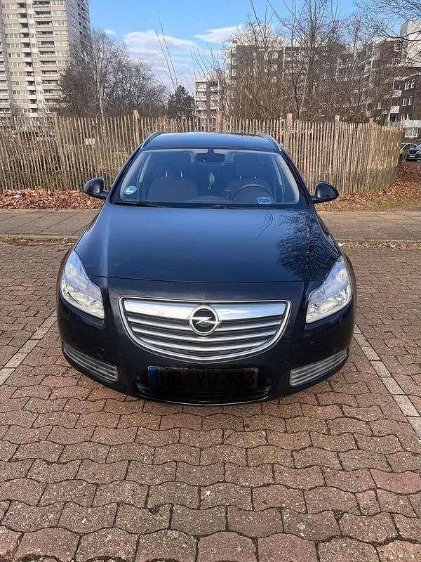 Schwarz Gebraucht 2010 Opel Insignia Sport Kombi | 4.300 € (Etwas zu teuer) - Bild 1/4
