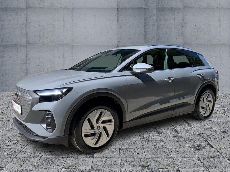 Gebraucht Audi Q4 e-tron Basis 125 kW (170 PS) 2022 Kieselgrau SUV