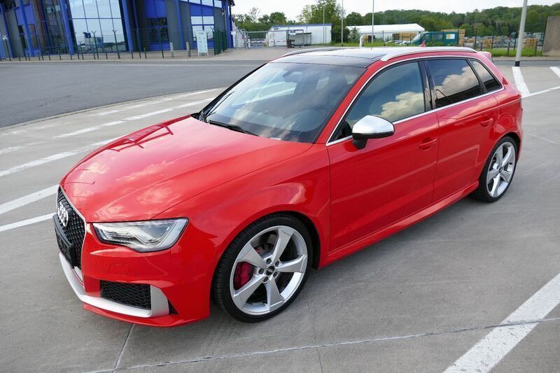 Rot Gebraucht 2015 Audi RS3 Sport Kleinwagen | 36.990 € (Fairer Preis) - Bild 1/4