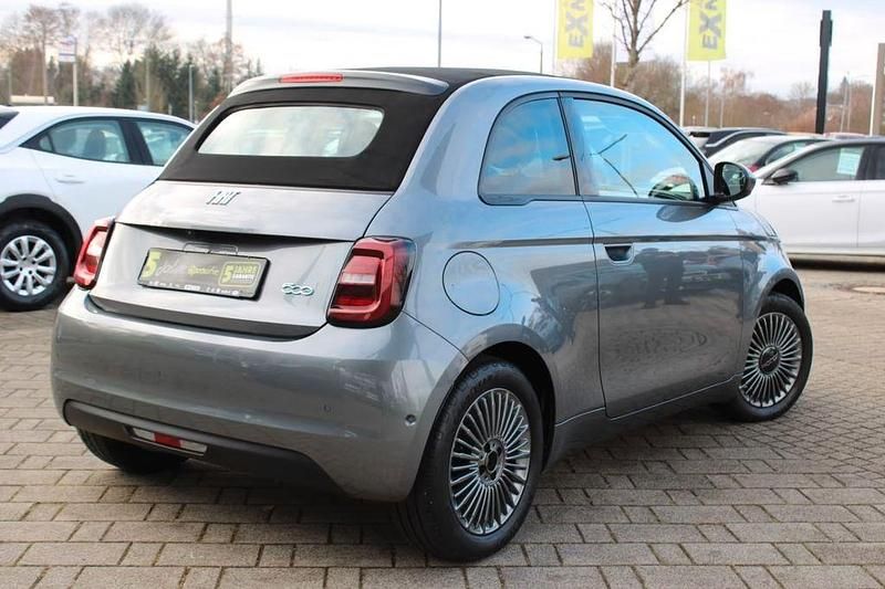 Grau Gebraucht 2021 Fiat 500e Icon Cabrio | 15.750 € (Superpreis) - Bild 1/4
