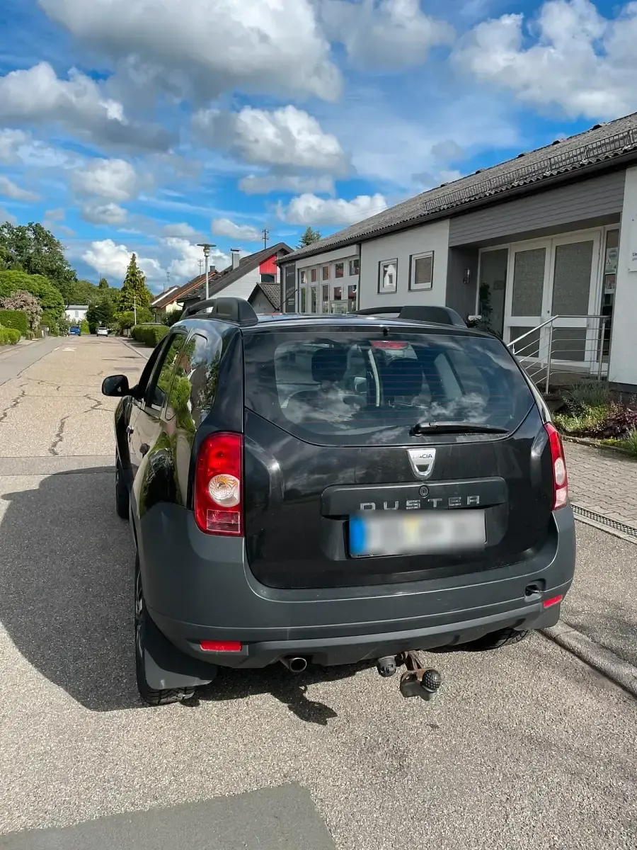 Gebraucht Dacia Duster 105 PS (77 kW) 2010 Schwarz SUV
