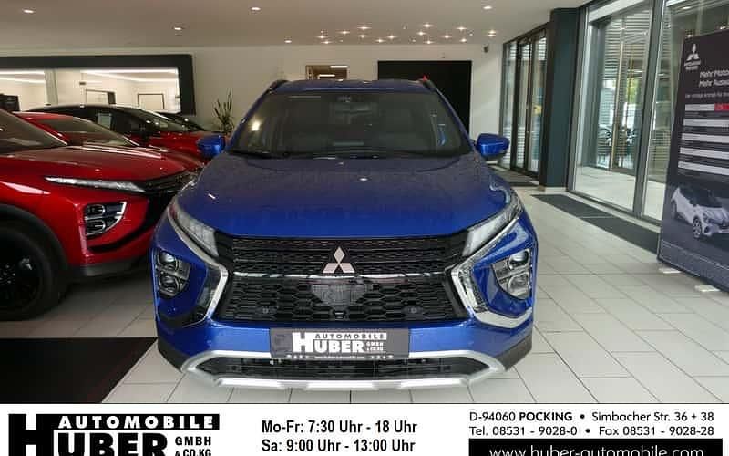 Blau Gebraucht 2024 Mitsubishi Eclipse Cross Plus SUV | 32.560 € (Teuer) - Bild 1/4