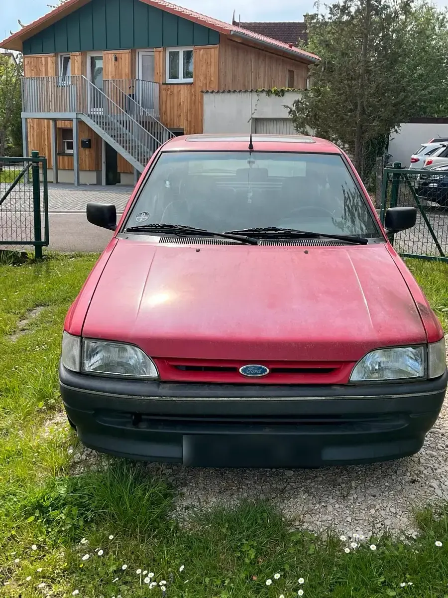 Gebraucht Ford Escort 77 PS (56 kW) 1991 Kleinwagen