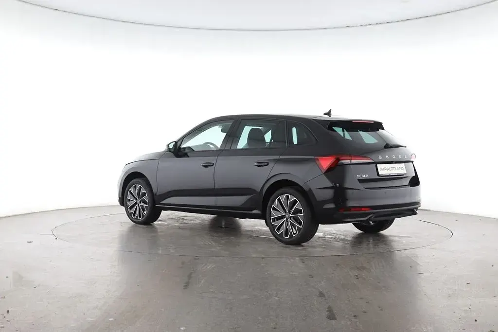 Neu Skoda Scala 150 PS (110 kW) 2026 Schwarz magic perleffekt Kleinwagen