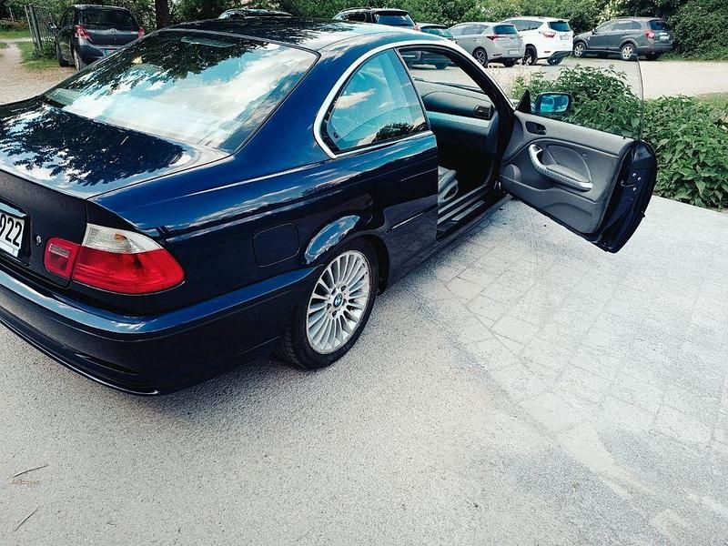 Gebraucht BMW 330 231 PS (169 kW) 2002 Blau Coupé