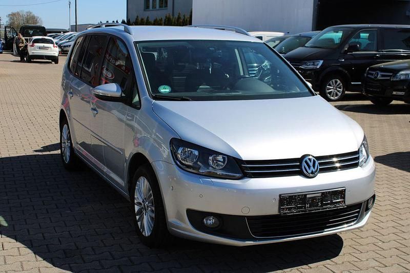 Gebraucht VW Touran Cup 105 PS (77 kW) 2015 Silber Van / Kleinbus