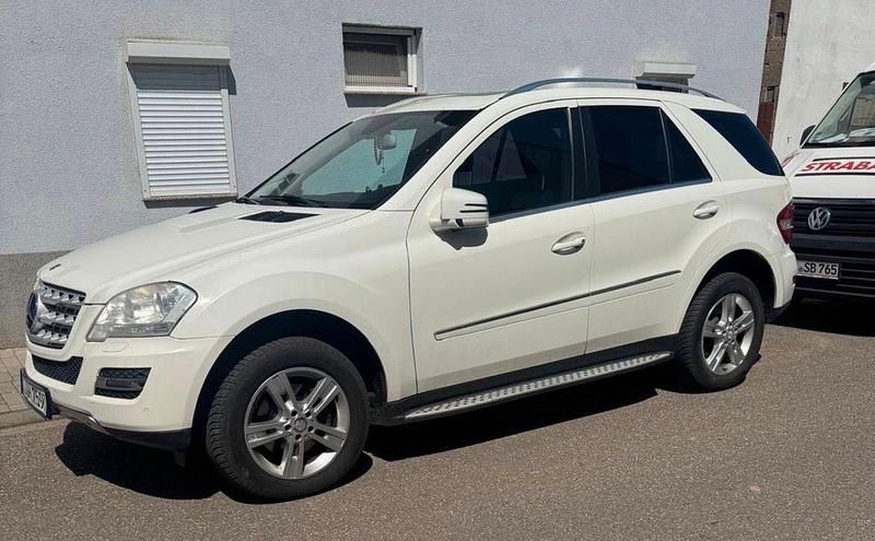 Gebraucht Mercedes ML350 231 PS (169 kW) 2011 Weiß SUV