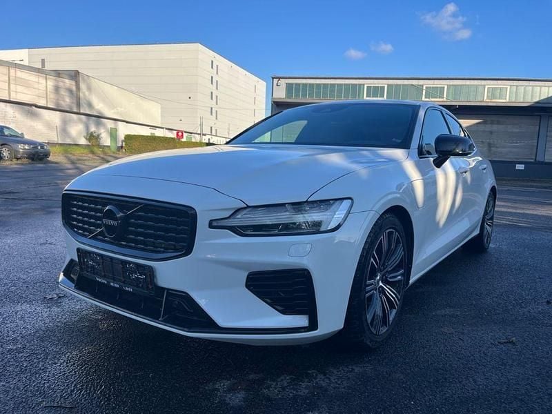 Gebraucht Volvo S60 R-Design 392 PS (288 kW) 2019 Weiß Limousine