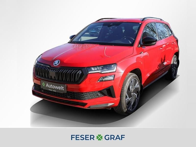 Velvetrot premium metallic Gebraucht 2022 Skoda Karoq SportLine SUV | 26.740 € (Guter Preis) - Bild 1/4