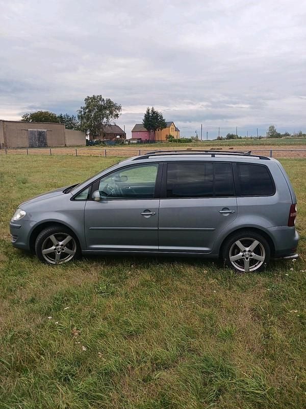 Gebraucht VW Touran 109 PS (80 kW) 2007 Grau Van / Kleinbus