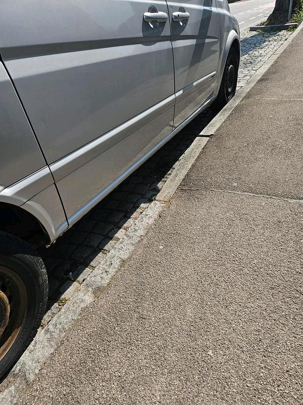 Gebraucht Mercedes Viano 204 PS (150 kW) 2007 Silber Van / Kleinbus