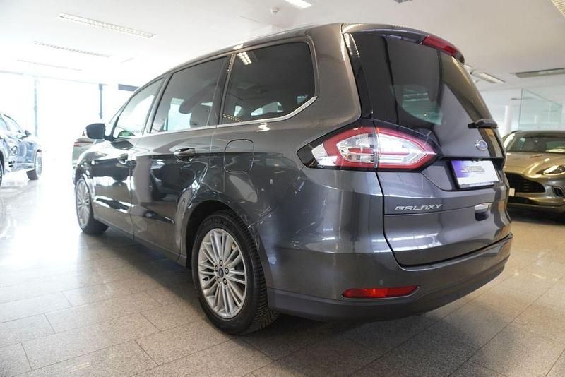 Gebraucht Ford Galaxy Titanium 190 PS (139 kW) 2021 Silber Van / Kleinbus