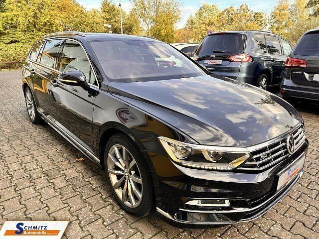 Gebraucht VW Passat R-line 150 PS (110 kW) 2018 Schwarz Kombi
