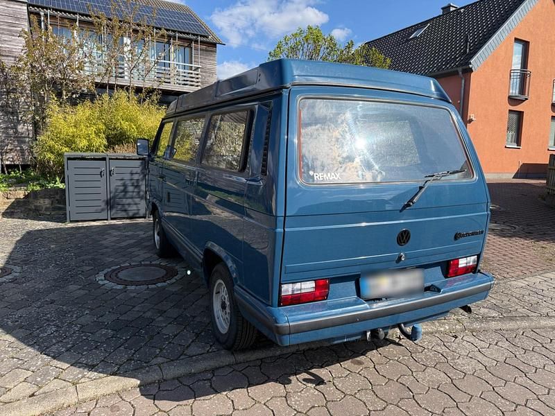 Usado VW Multivan 95 HP (69 kW) 1989 Azul Monovolume