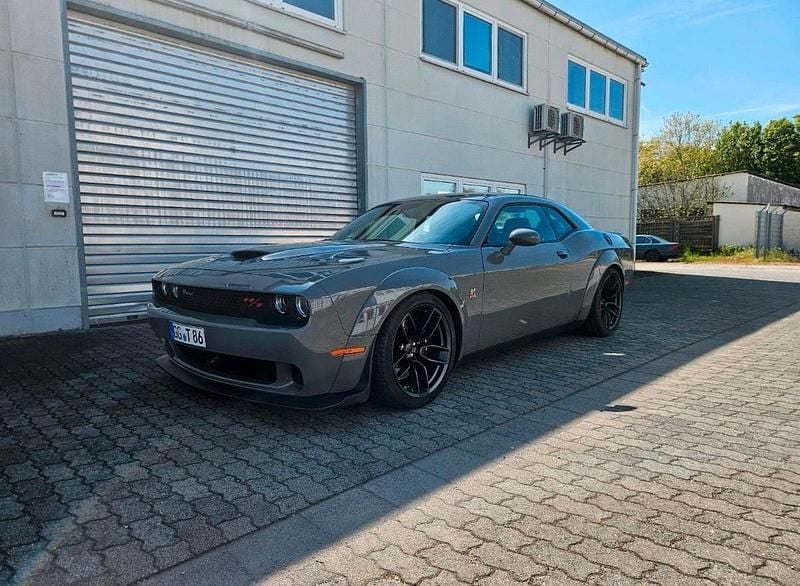 Grau Gebraucht 2019 Dodge Challenger Coupé | 50.000 € (Teuer) - Bild 1/2