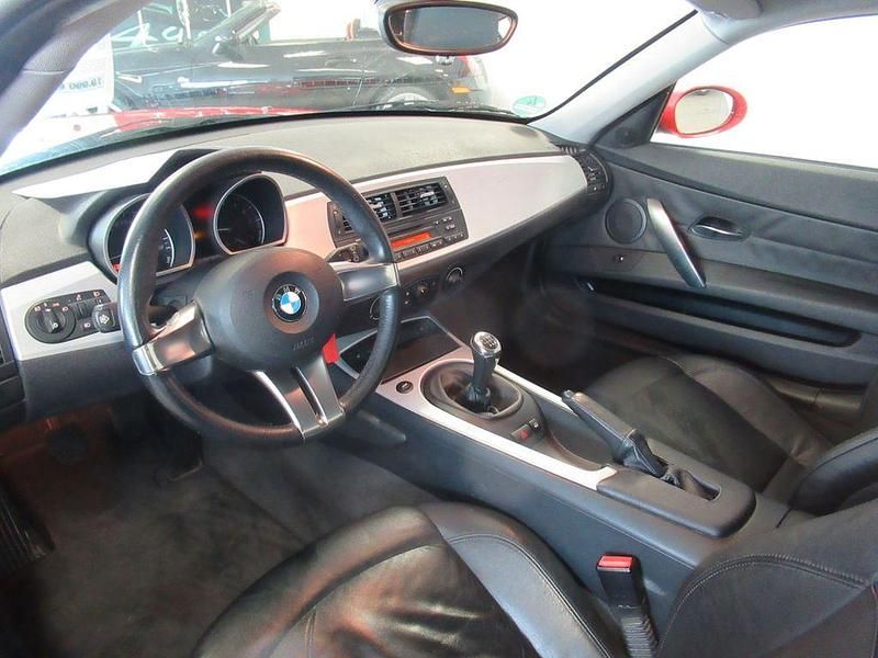 Gebraucht BMW Z4 Sport Line 265 PS (194 kW) 2006 Rot Coupé
