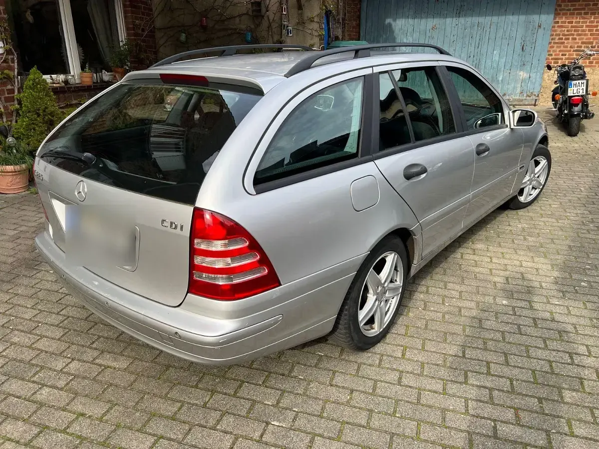 Usata Mercedes C220 143 CV (105 kW) 2003 Argento Station wagon
