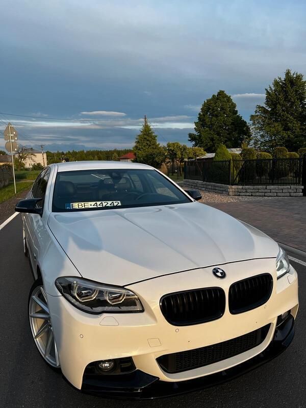 Weiß Gebraucht 2014 BMW 520 M Sport Limousine | 18.000 € (Teuer) - Bild 1/4