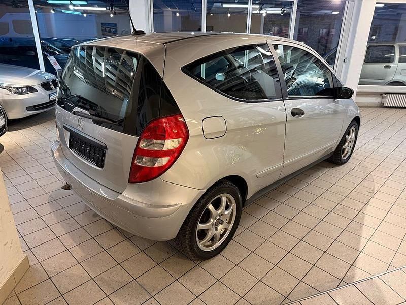 Gebraucht Mercedes A150 95 PS (69 kW) 2005 Silber Kleinwagen
