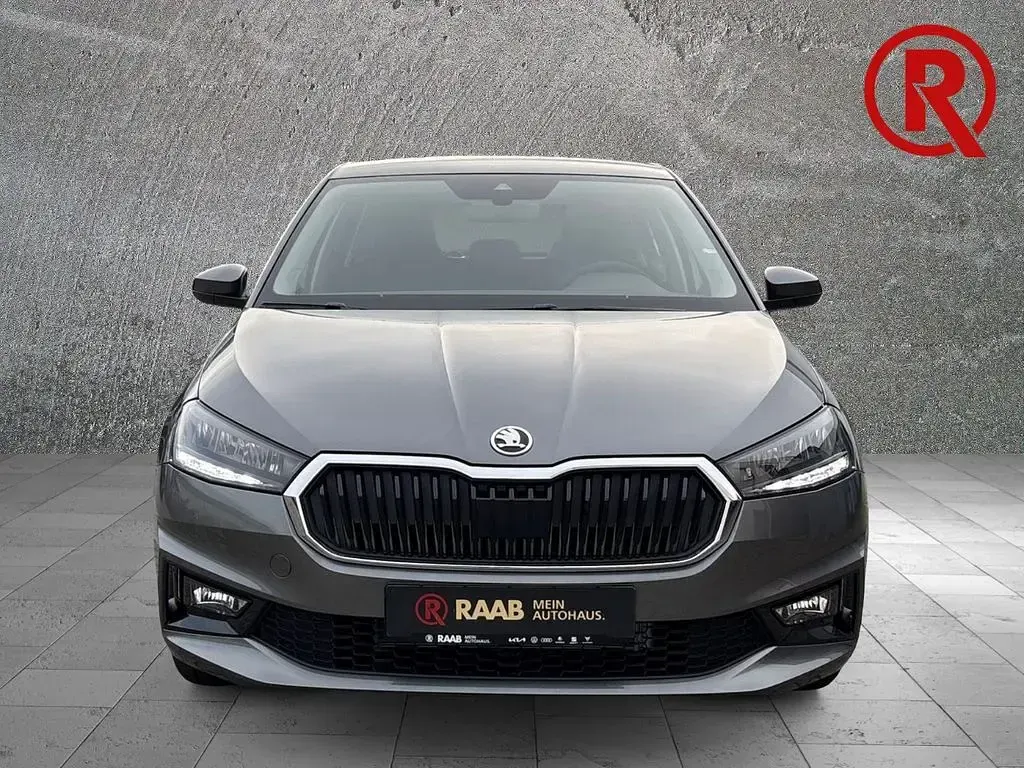 Gebraucht Skoda Fabia Selection 80 PS (58 kW) 2025 Grau Kleinwagen