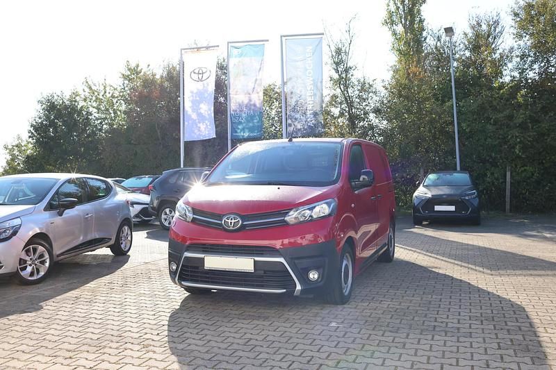 Ziegelrot (bis produktion 08/20) Gebraucht 2016 Toyota Proace Comfort Van | 10.990 € (Fairer Preis) - Bild 1/4