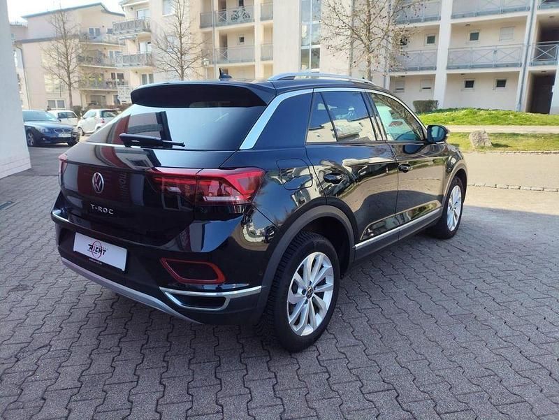 Gebraucht VW T-Roc Style 150 PS (110 kW) 2025 Schwarz SUV