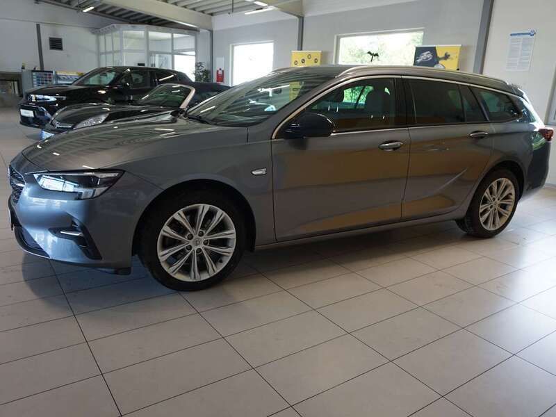 Gebraucht Opel Insignia Country Tourer Innovation 165 PS (121 kW) 2020 Licht grau Kombi