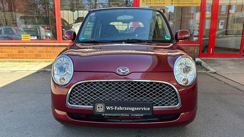 Gebraucht Daihatsu Trevis 58 PS (42 kW) 2007 Rot Kleinwagen