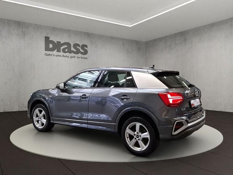 Gebraucht Audi Q2 Ambiente 150 PS (110 kW) 2023 Daytonagrau perleffekt SUV
